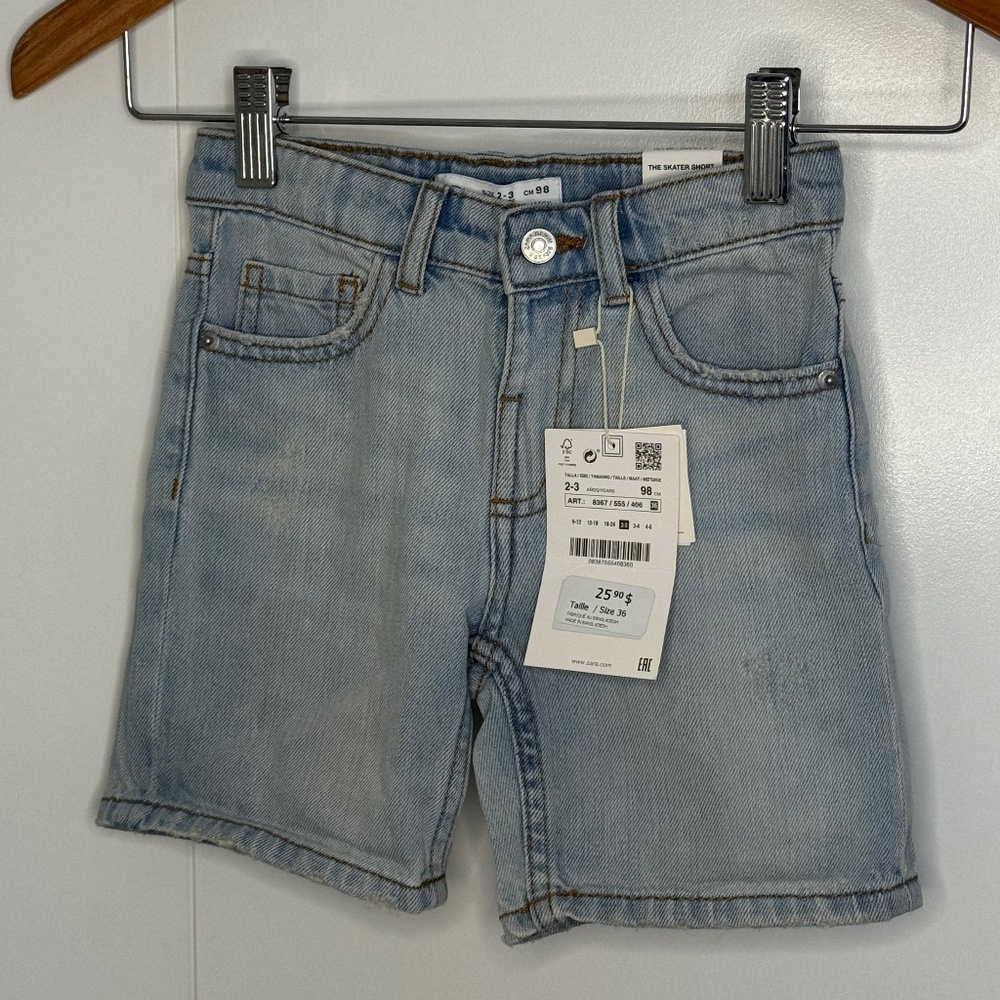 NWT Zara Kids "The Skater Short" Light Wash Denim - Size 2-3